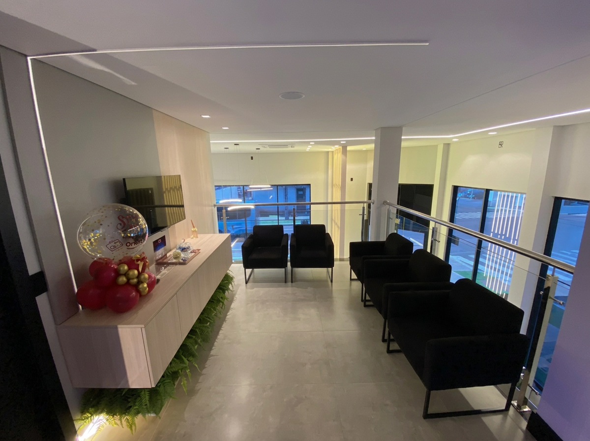 Mezanino e sala de espera superior